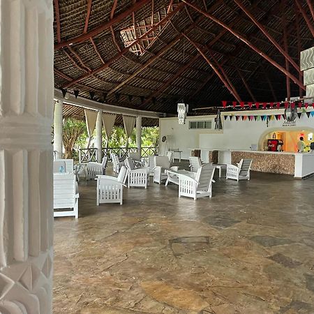 Twiga Beach Resort วาตามู ภายนอก รูปภาพ