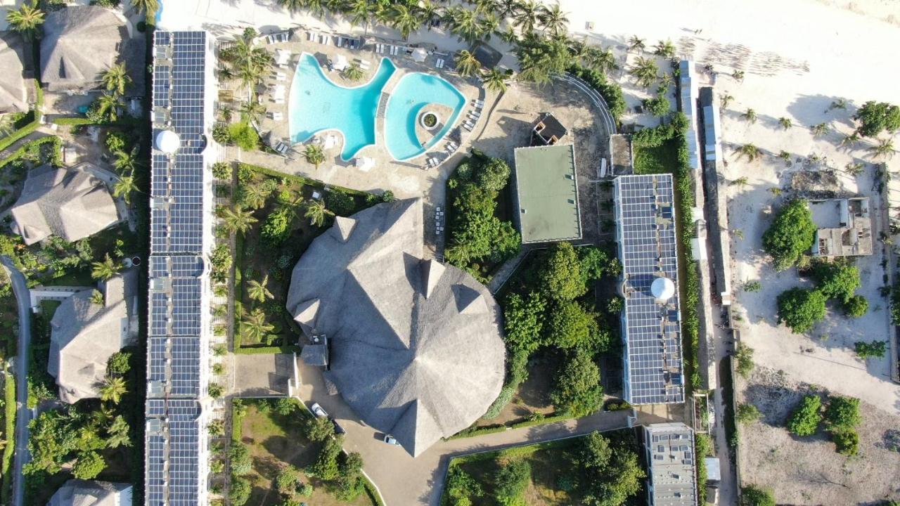 Twiga Beach Resort วาตามู ภายนอก รูปภาพ