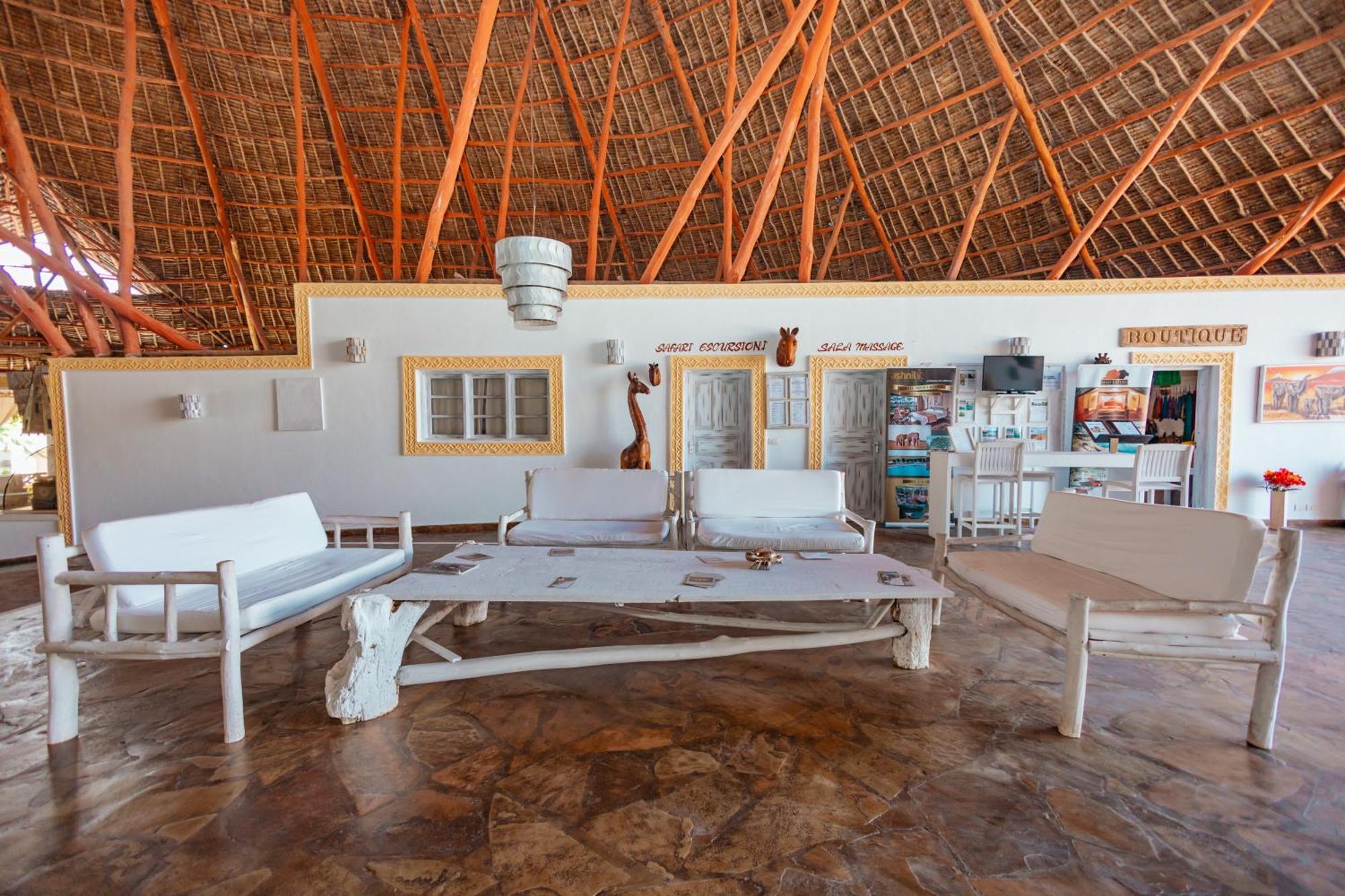 Twiga Beach Resort วาตามู ภายนอก รูปภาพ