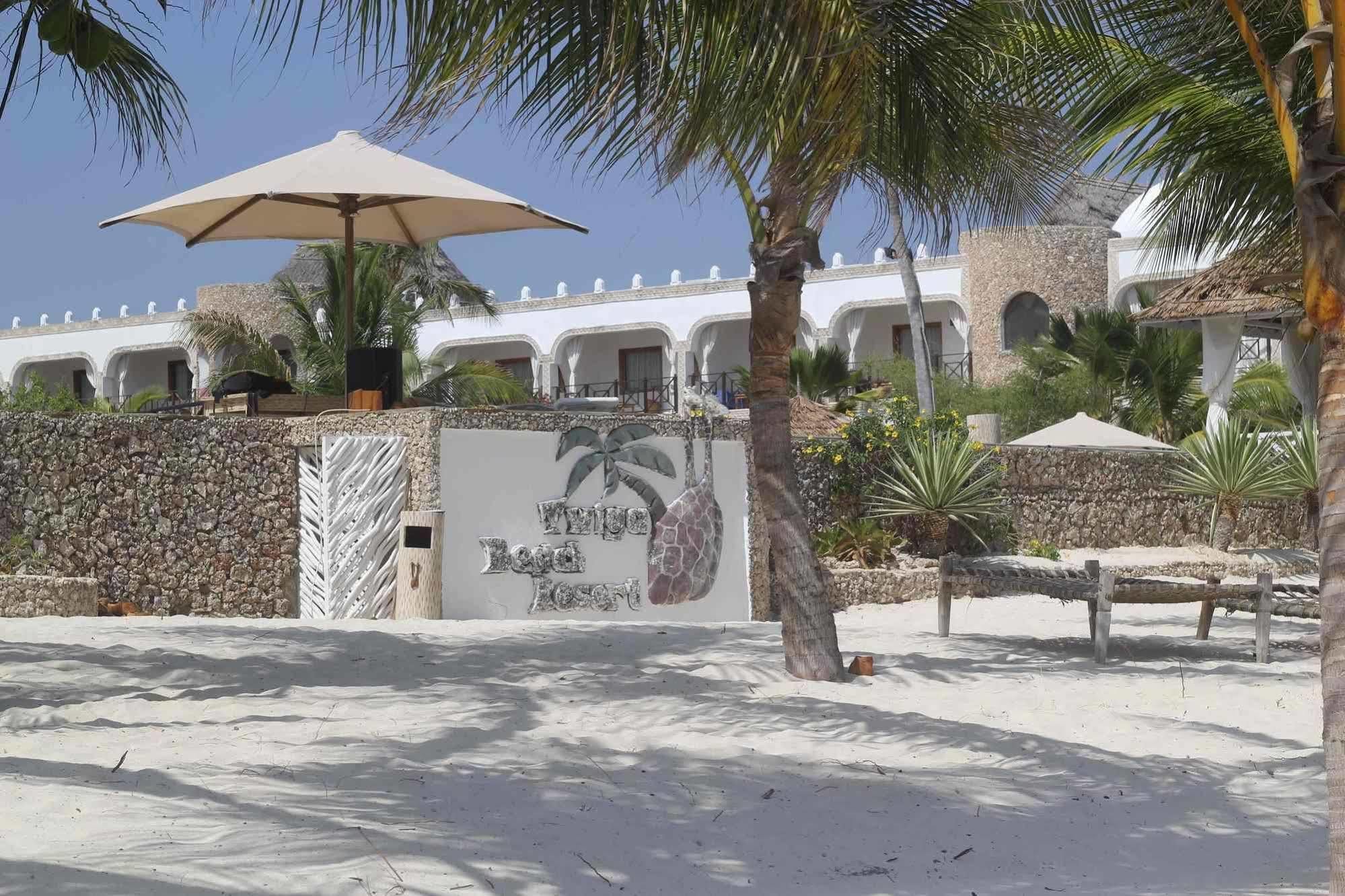 Twiga Beach Resort วาตามู ภายนอก รูปภาพ