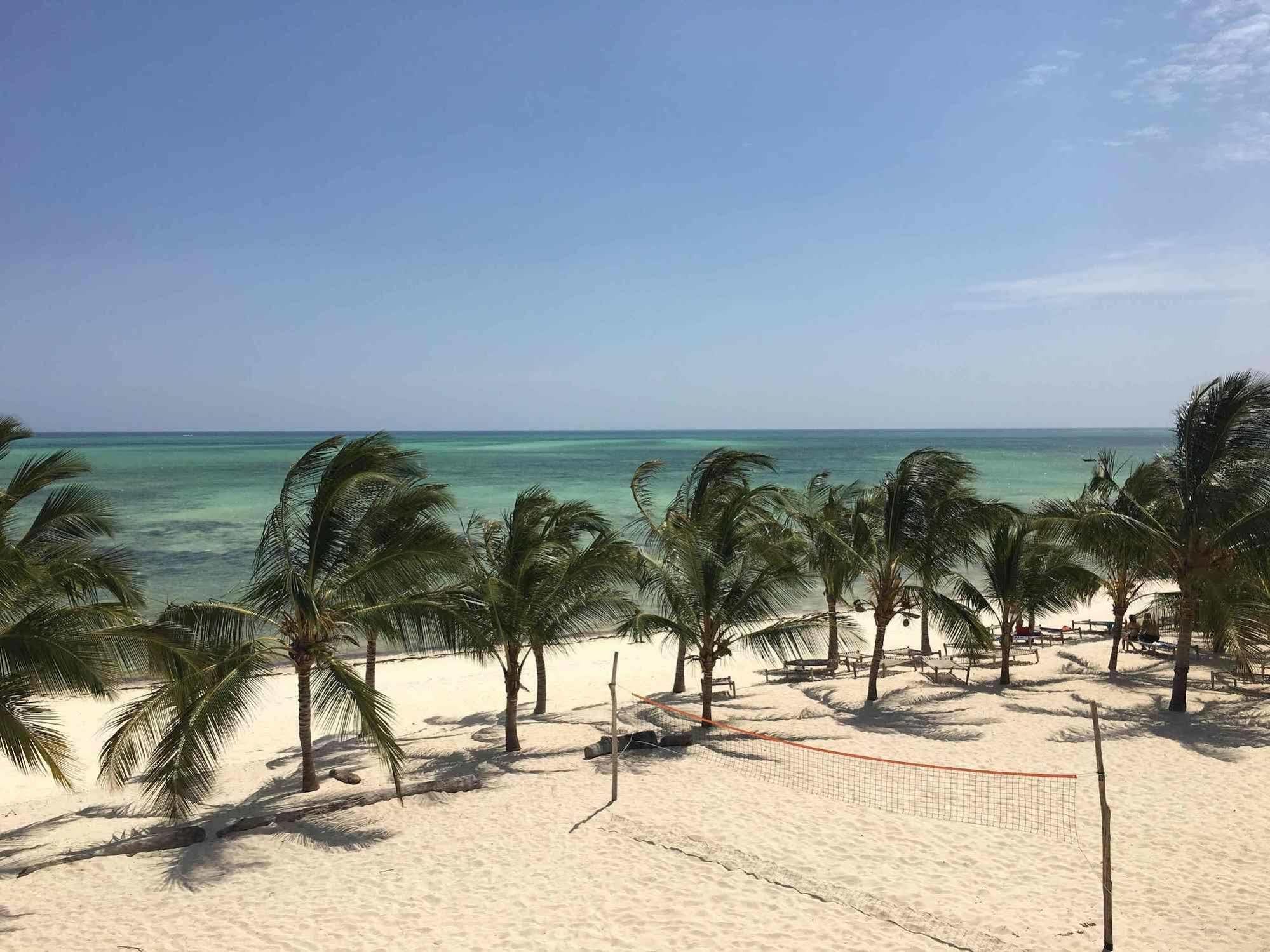 Twiga Beach Resort วาตามู ภายนอก รูปภาพ