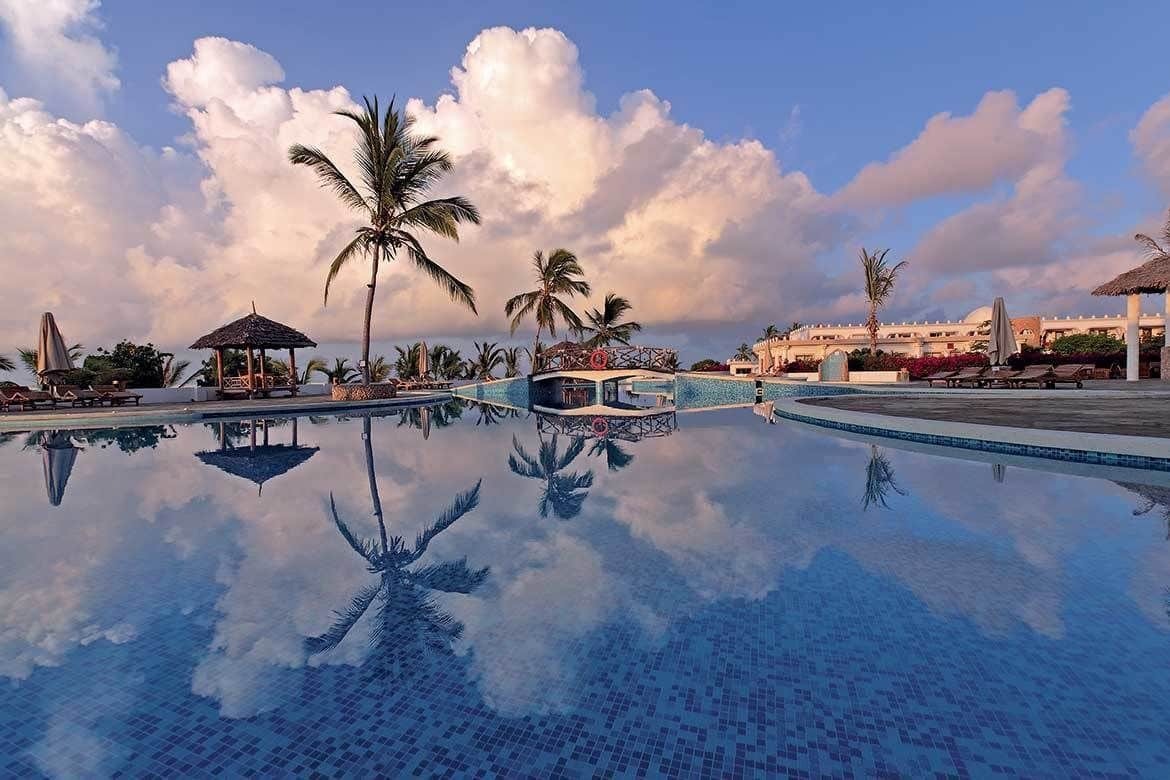 Twiga Beach Resort วาตามู ภายนอก รูปภาพ